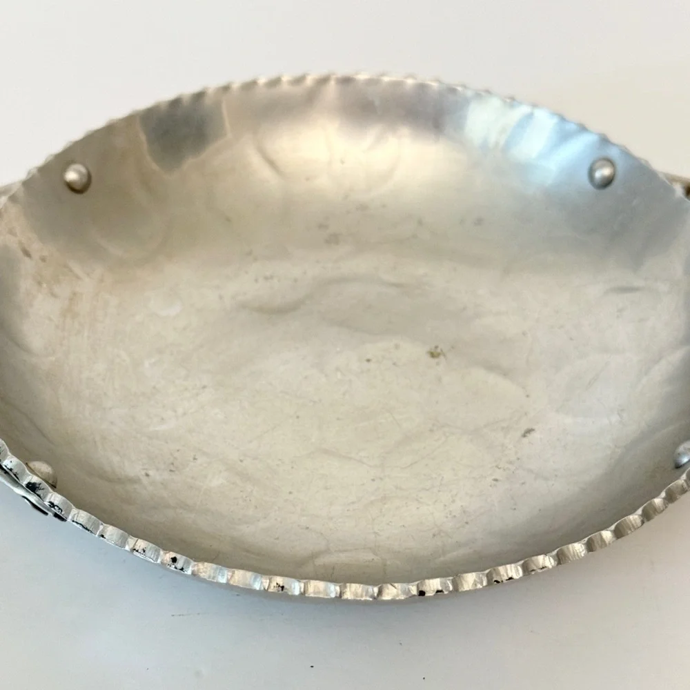 Vintage Buenilum Hammered Aluminum Metal Bowl Scroll Handles